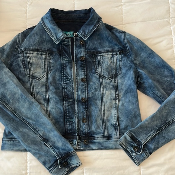 Denim jean jacket - Picture 1 of 13